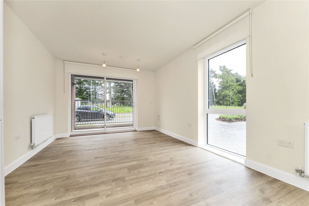 Property photo 3 of 7 Picture No. 05