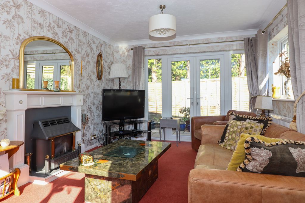 Property photo 2 of 15