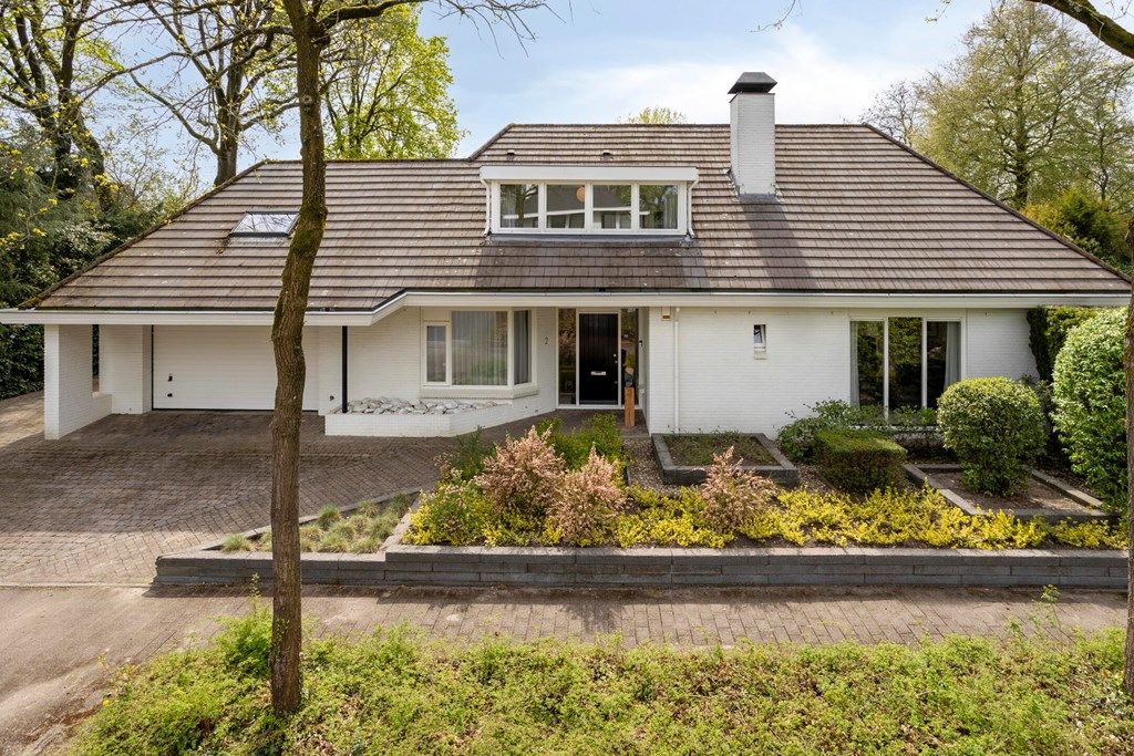 Property photo 2 of 79