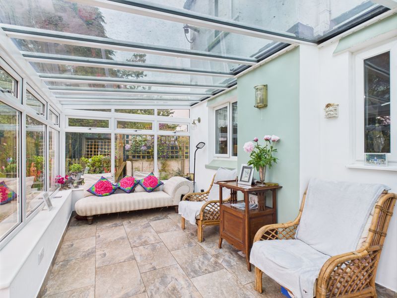 Property photo 3 of 22 Conservatory