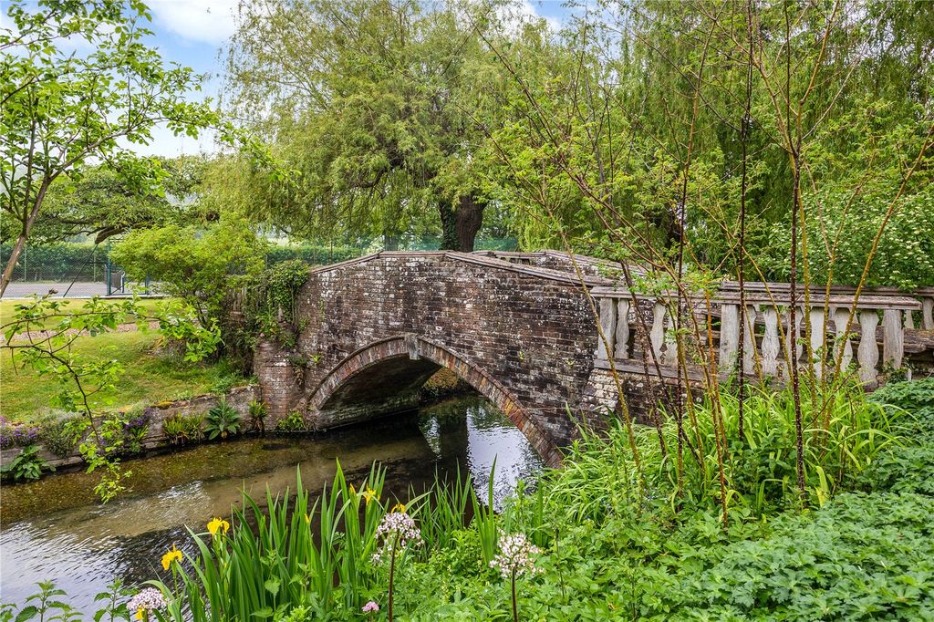 Property photo 2 of 24 River Chess