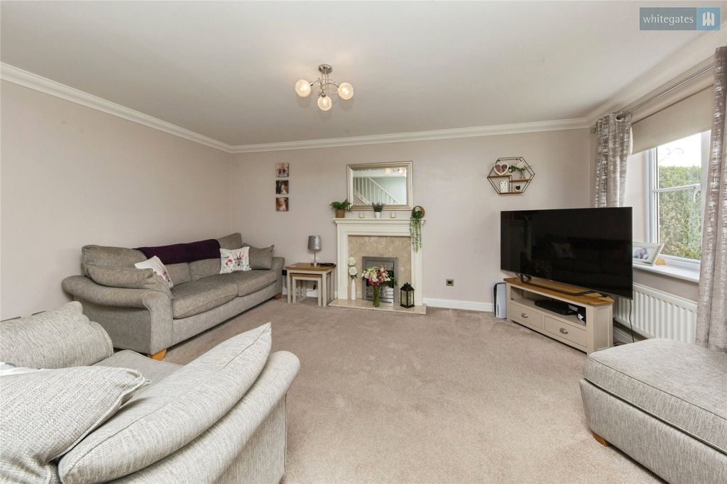 Property photo 3 of 16 Picture No. 05