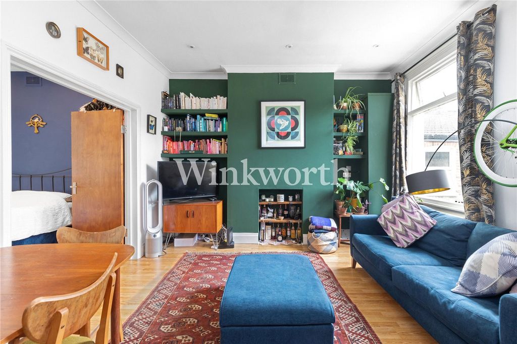 Property photo 3 of 17 Picture No. 07