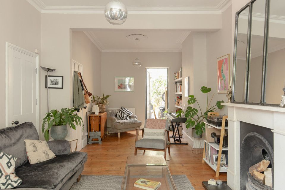 Property photo 2 of 22