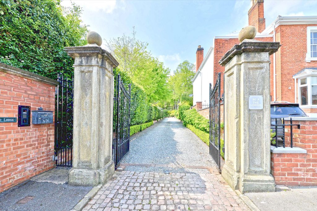 Additional image 6 of 4 bed detached house for saleFrederick Road, Edgbaston, Birmingham B15