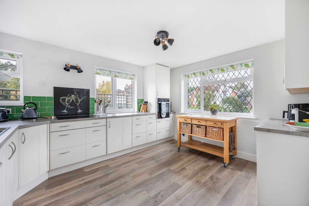 Property photo 3 of 23 Picture No. 41