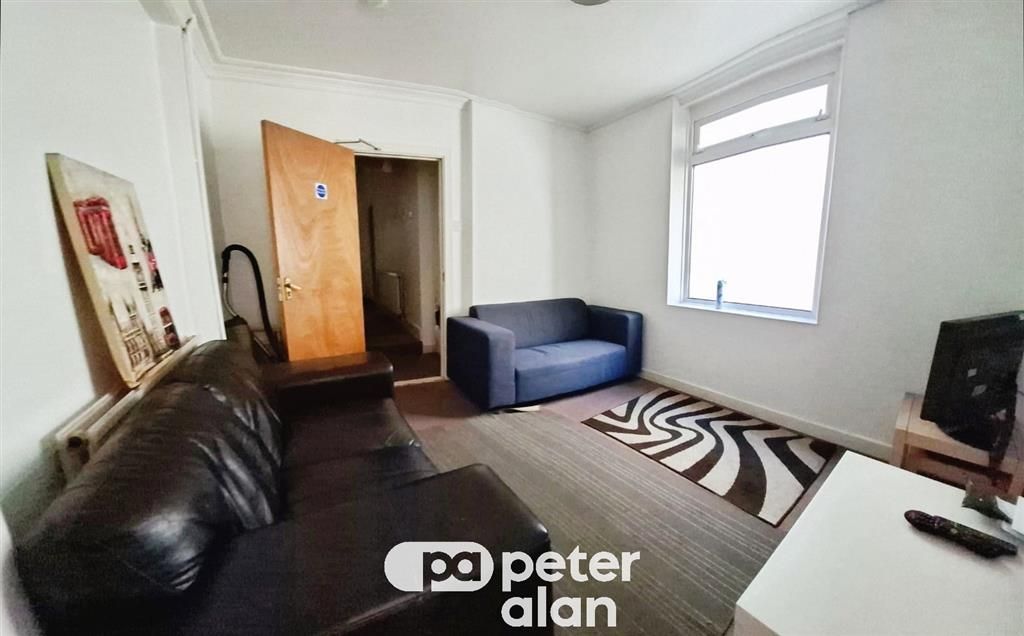 Property photo 2 of 12 Balcony