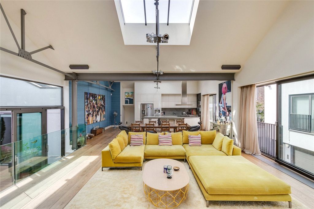 Property photo 2 of 15 Picture No. 06