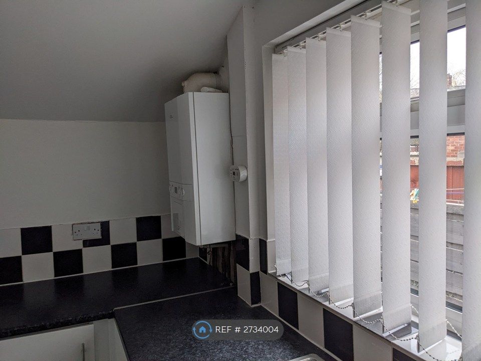 Property photo 3 of 35