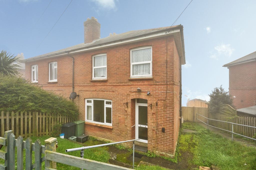 Property photo 3 of 19