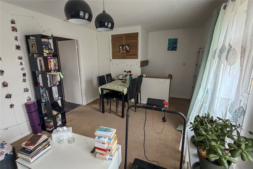 Property photo 3 of 12 Picture No. 34