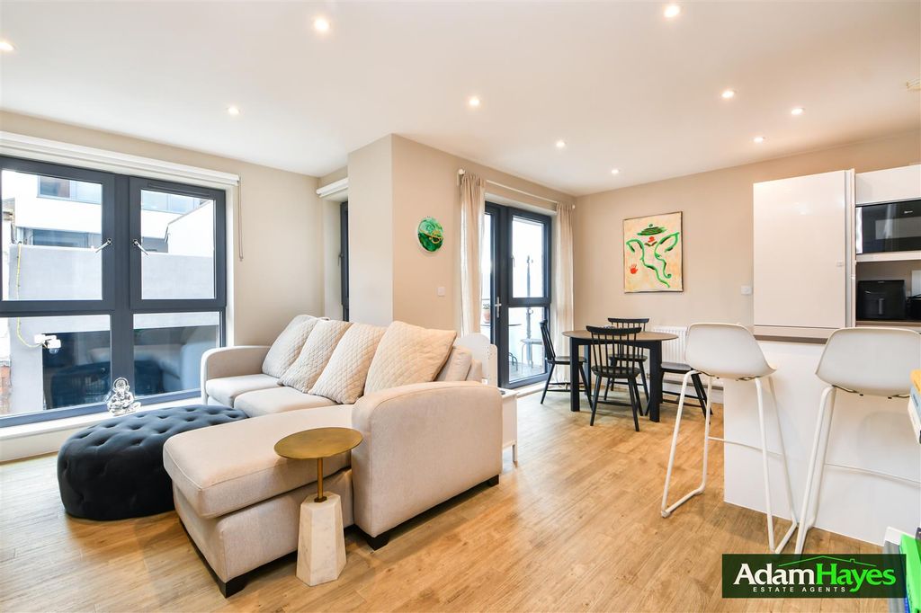 Property photo 2 of 6 Dsc_1491.Jpg