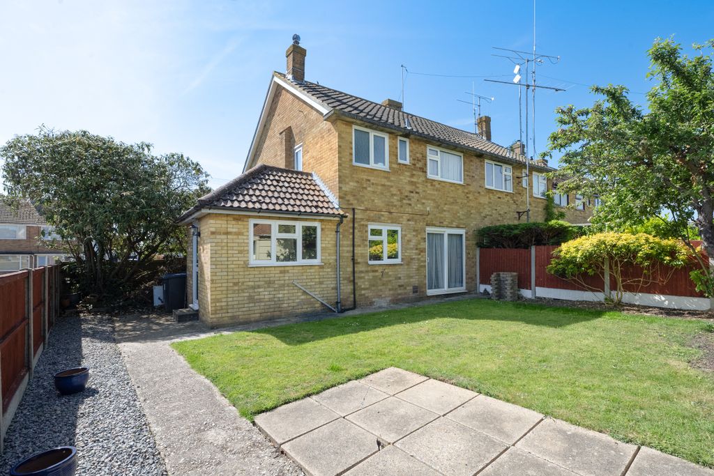 Property photo 2 of 18 Rear Garden