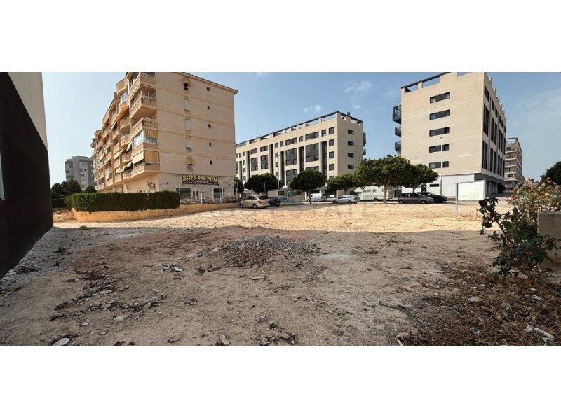 Property photo 1 of 3