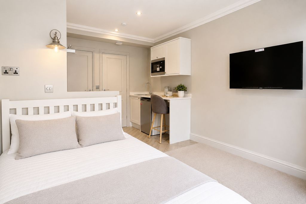 Property photo 3 of 13 3