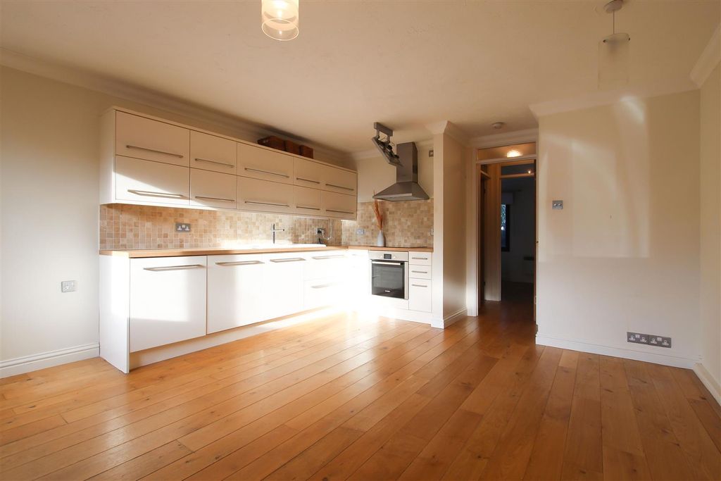 Property photo 2 of 7 Img_3069.Jpg