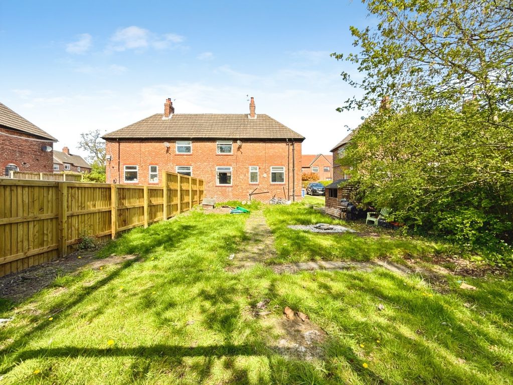 Property photo 2 of 16 Picture No. 15