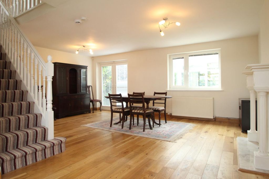 Property photo 2 of 17 0 General