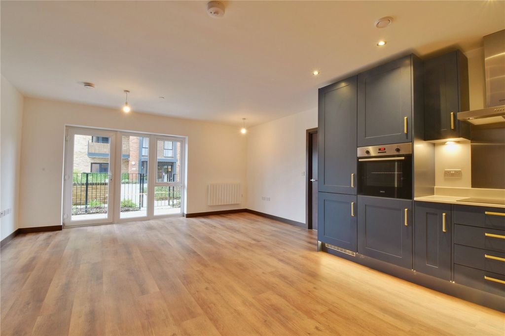 Property photo 2 of 10 Picture No. 03