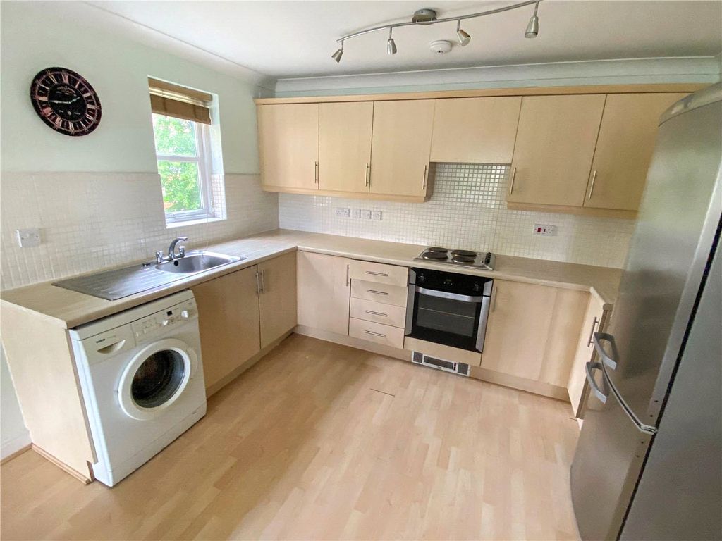 Property photo 3 of 10 Picture No. 13