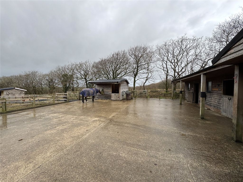 Property photo 3 of 38 Picture No. 52