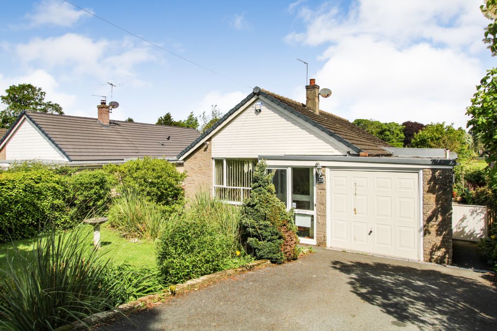 Property photo 1 of 14 External
