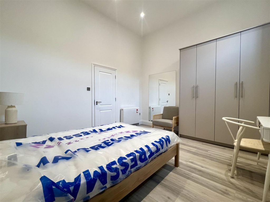 Property photo 2 of 5 2.Jpeg