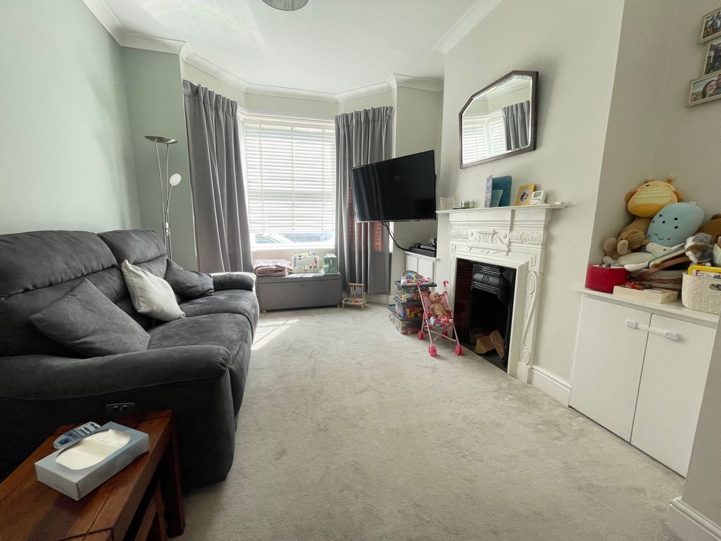Property photo 3 of 10