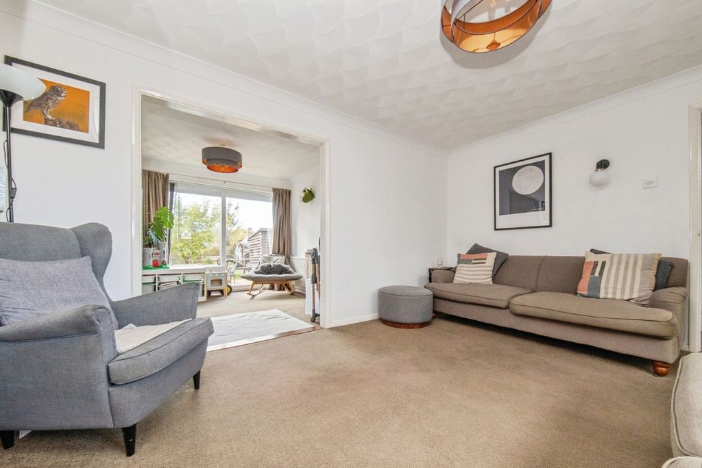 Property photo 2 of 25 Pbox-Img.Jpg