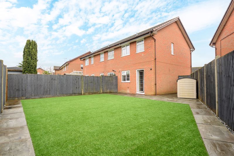 Property photo 2 of 9 Photo 9