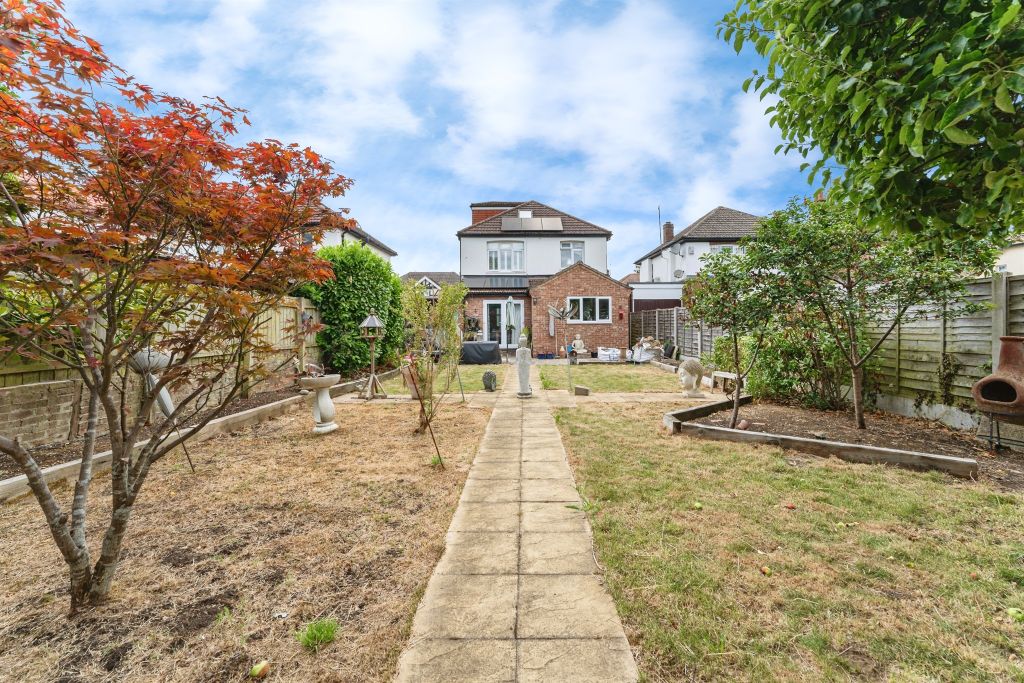 Property photo 2 of 17