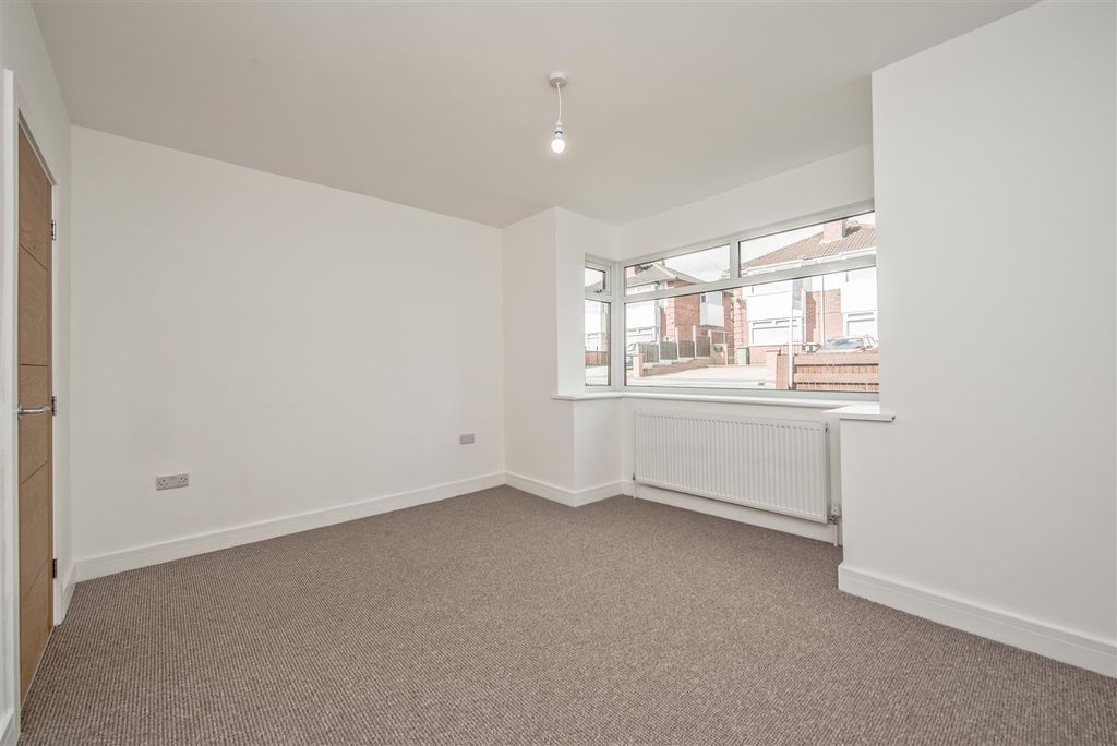 Property photo 2 of 24 Living Room: