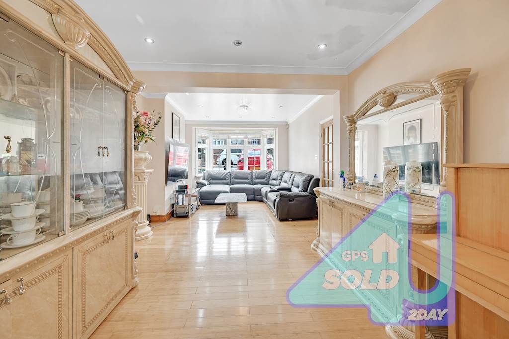 Property photo 2 of 15