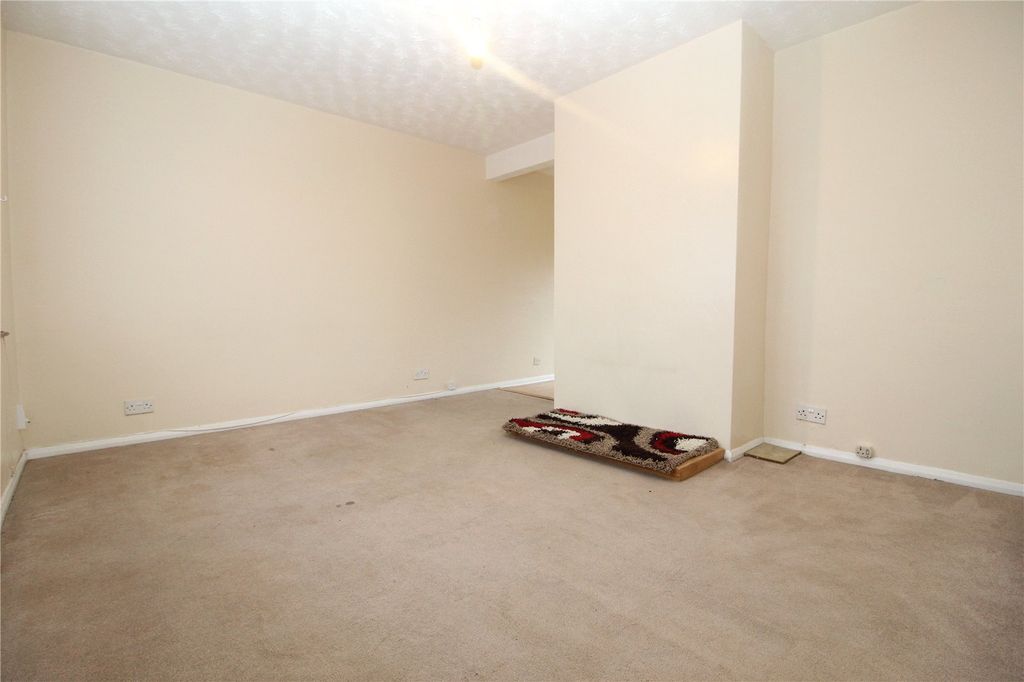 Property photo 2 of 10 Picture No. 06