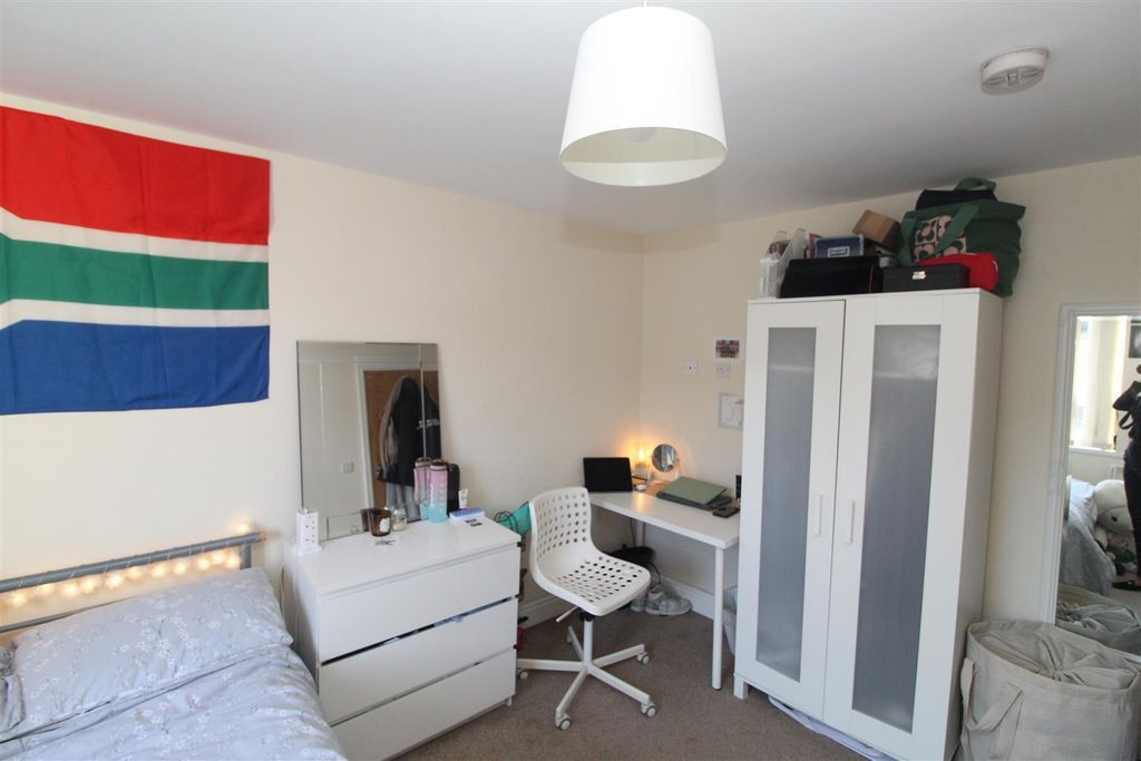 Property photo 3 of 31 7Waoqqjbhk-K8Gf7Cz9Eoq.Jpg