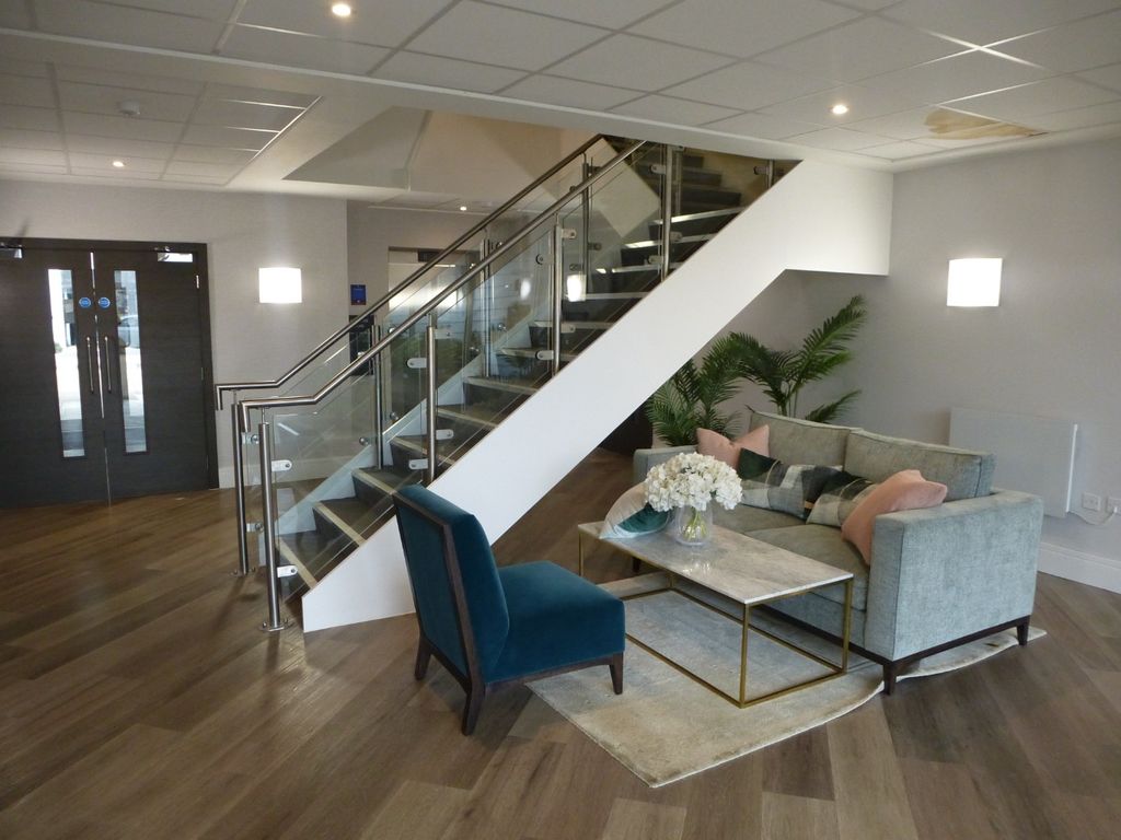 Property photo 2 of 11 4481931