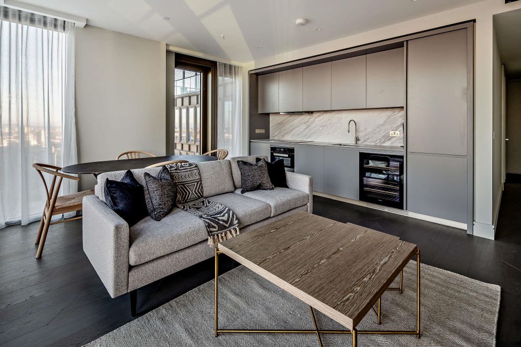 Property photo 1 of 20 Image