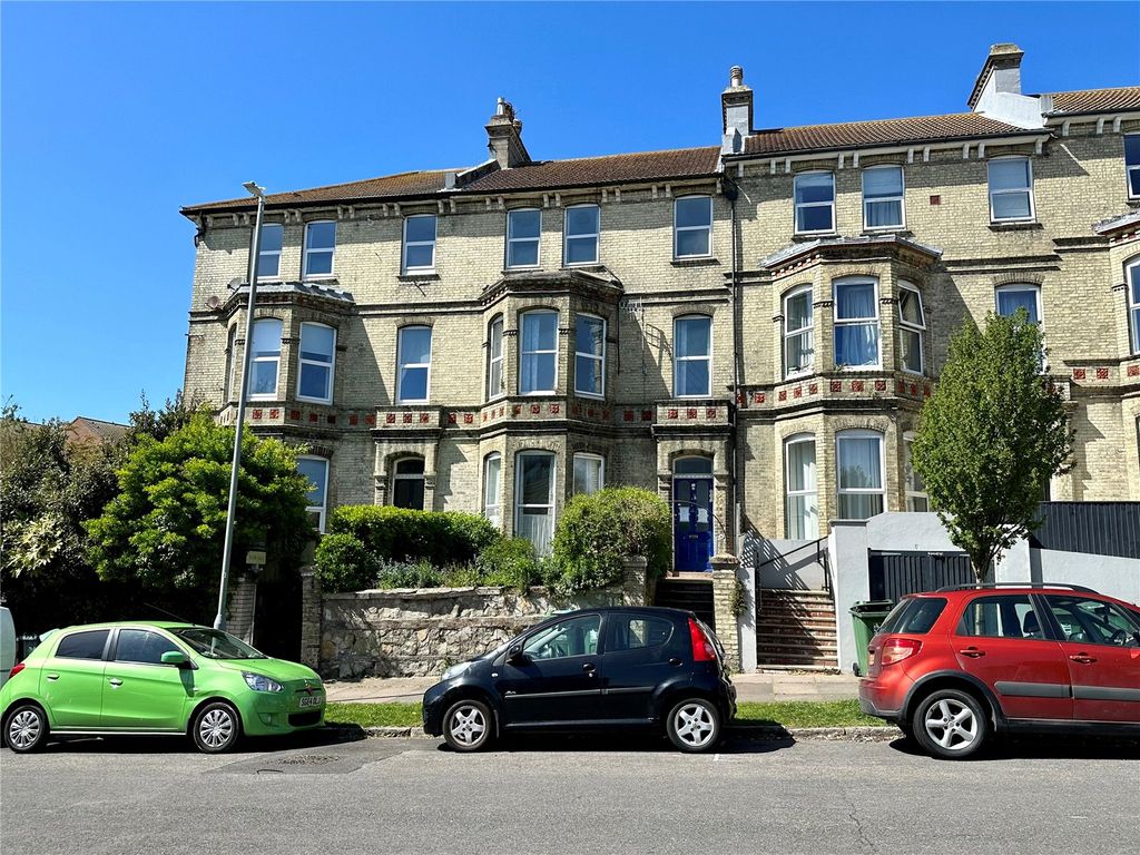 Property photo 1 of 14 Picture No. 04