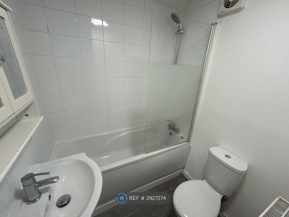 Property photo 3 of 3