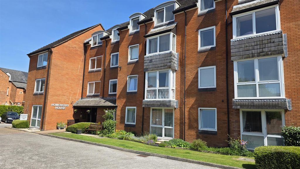 Property photo 1 of 14 831.Jpg