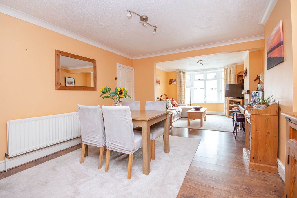 Property photo 2 of 15 Dining Area