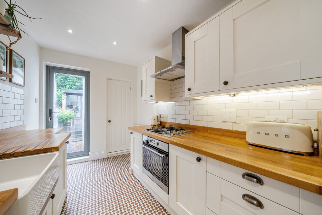 Property photo 3 of 24 1471565-8-6A26c1A...