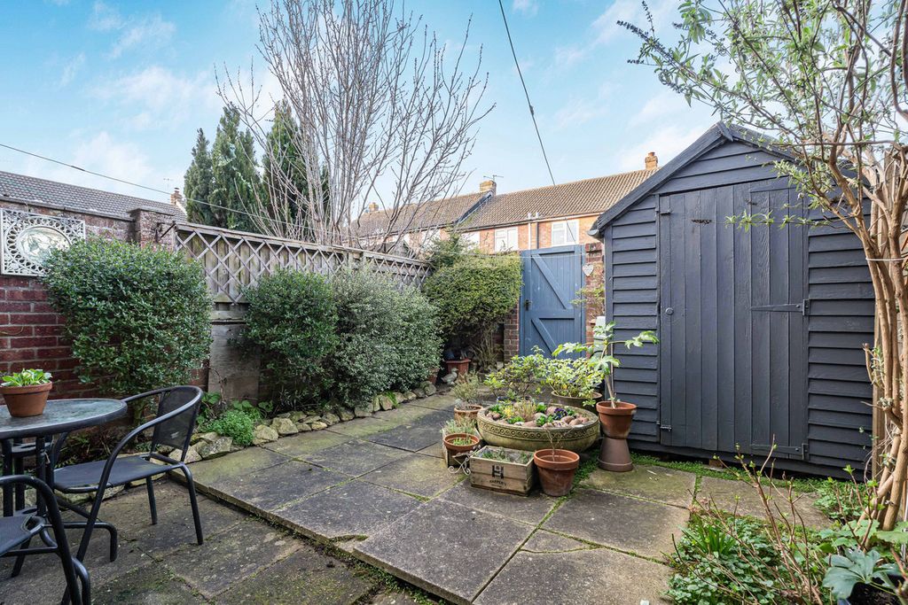 Additional image 11 of 2 bed terraced house for saleMarlborough Close, Oxford OX4