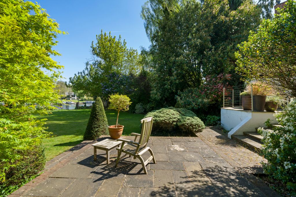 Additional image 16 of 10 bed property for saleChauntry Road, Bray, Maidenhead SL6
