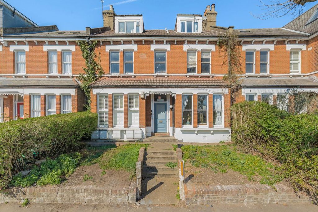 Property photo 1 of 4
