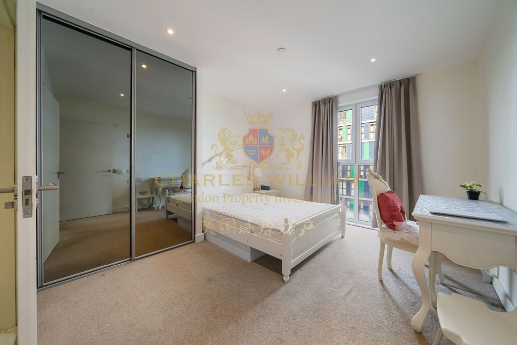 Property photo 2 of 11