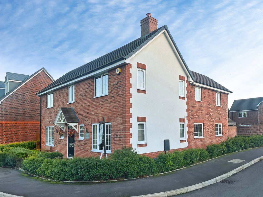 Property photo 2 of 51
