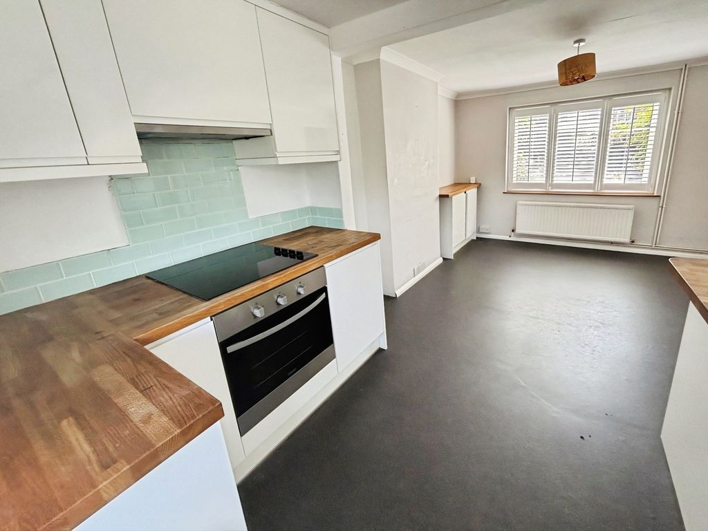 Property photo 2 of 13 Pbox-Img.Jpg