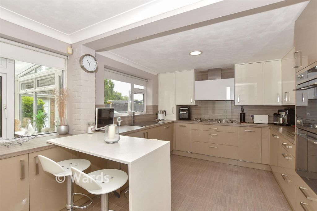 Property photo 1 of 16 Kitchen