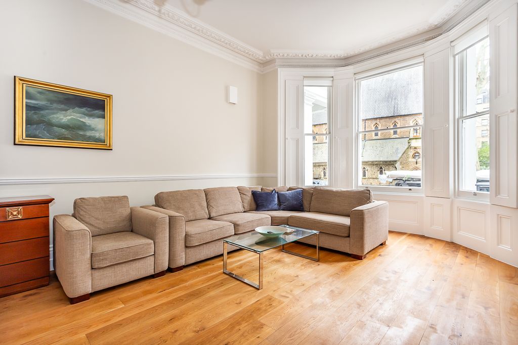Property photo 3 of 10 Yerh